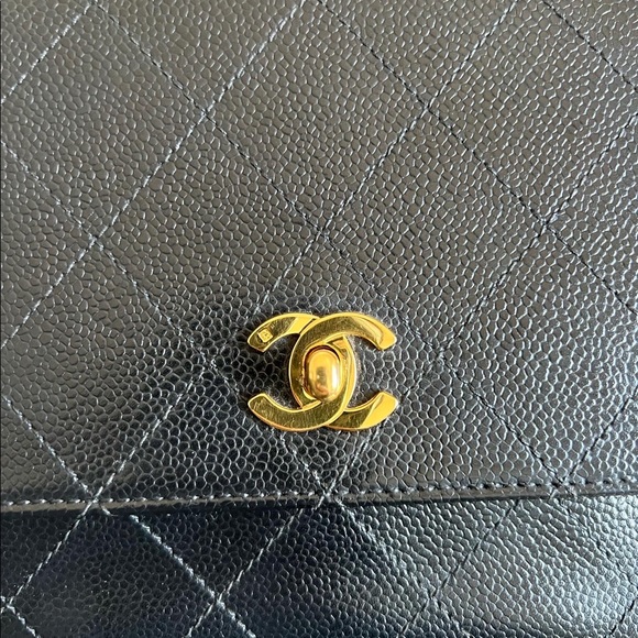 Authentic Vintage Chanel Kelly shoulder bag - Picture 5 of 7